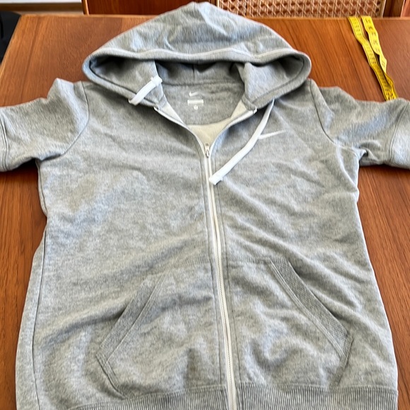 Nike Tops - Nike Medium Zip Hoodie Short Sleeve GUC